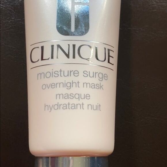 Clinique Moisture Surge Overnight Mask - Picture 3 of 5